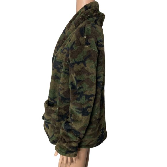 Love Fire Jacket Womens Small Fleece Green Camo Open Front Soft - Picture 8 of 9